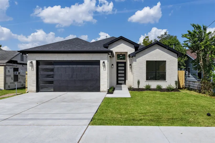 3219 King Street, Houston, TX 77026 - #2