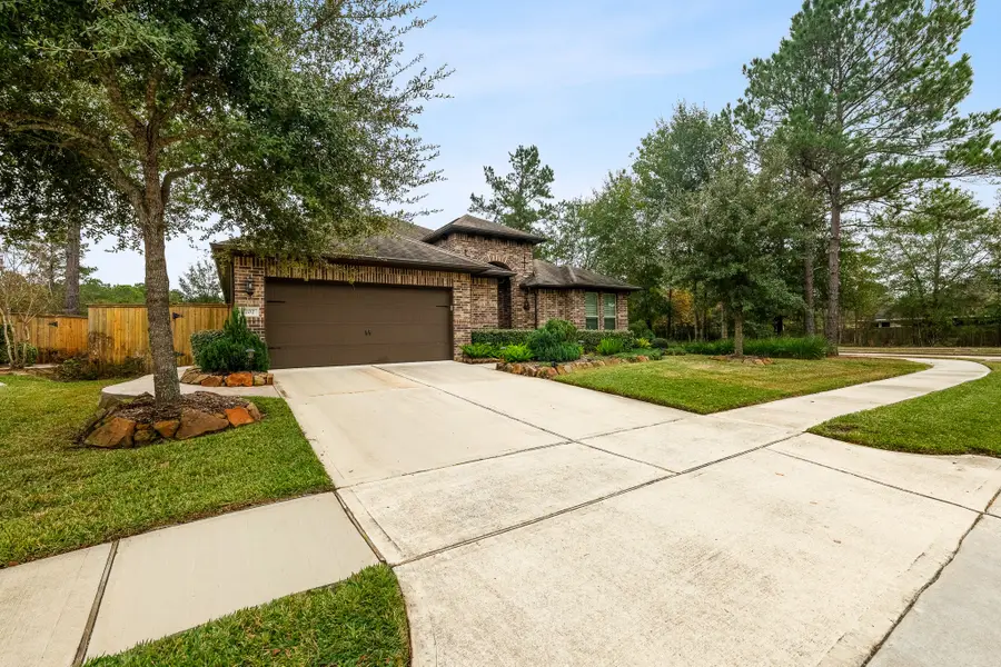 202 Foxglove Lane, Montgomery, TX 77316 - Image #2