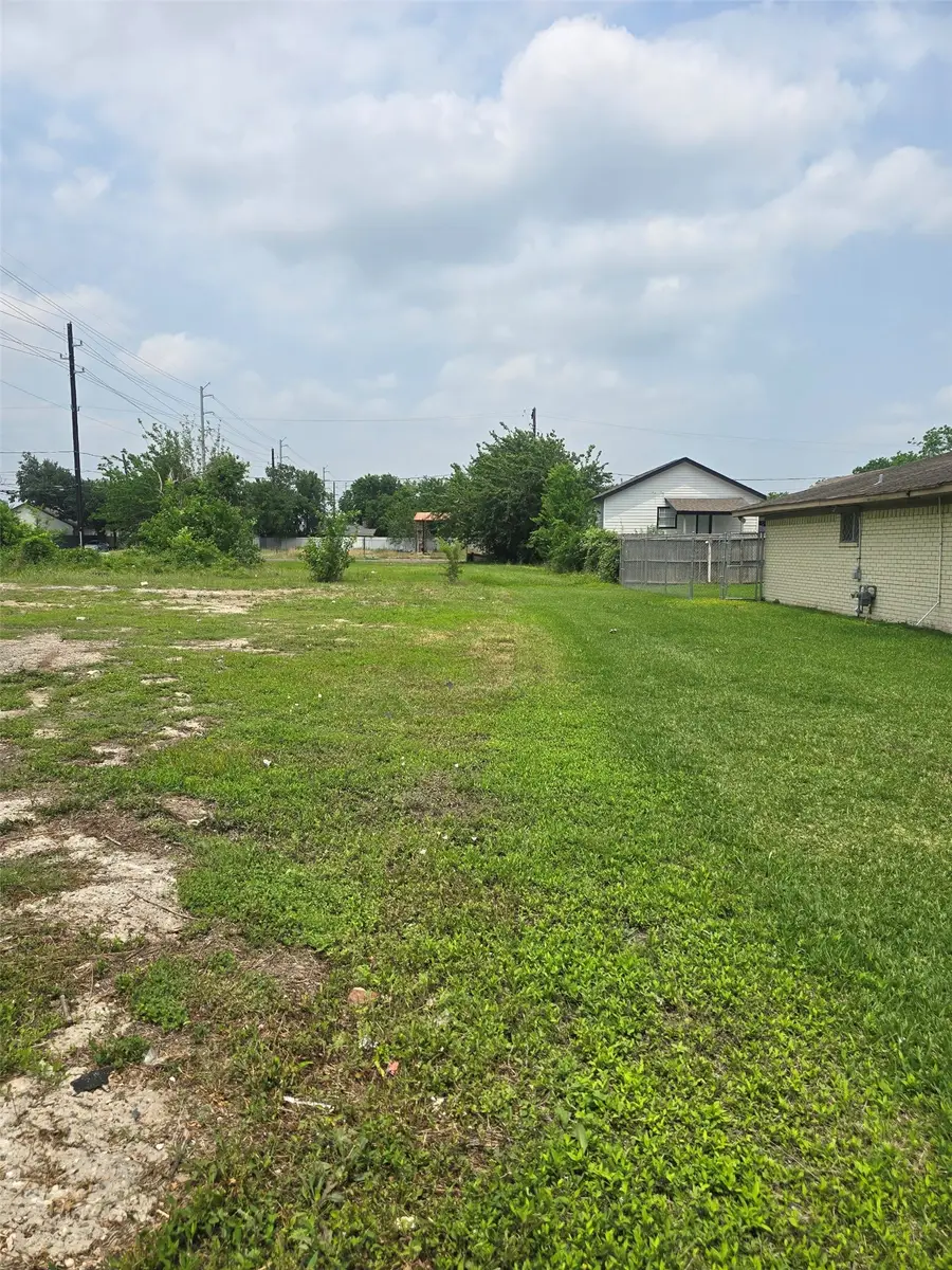 405 Delaware Street, Houston, TX 77029 - #3