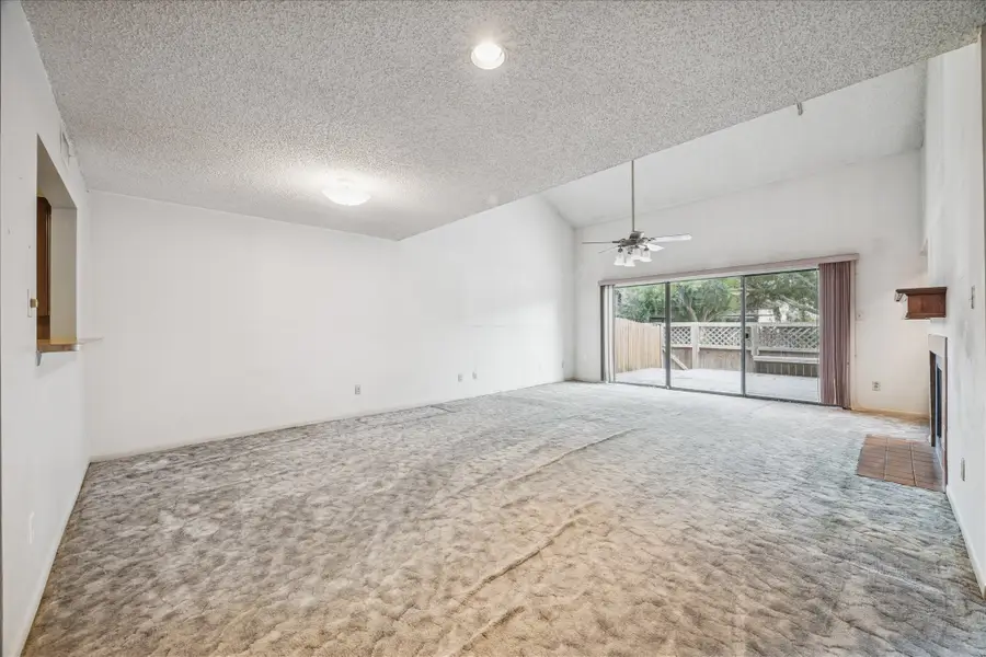 18039 Starboard Drive, Houston, TX 77058 - Image #3