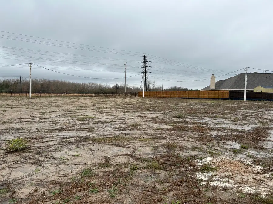 1906 S Wildflower Drive, Deer Park, TX 77536 - Image #2