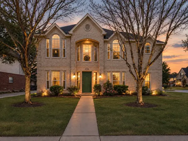 702 Huntercrest Street, El Lago, TX 77586