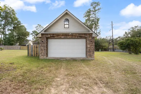 288 Alana Lane, Oak Ridge North, TX 77386