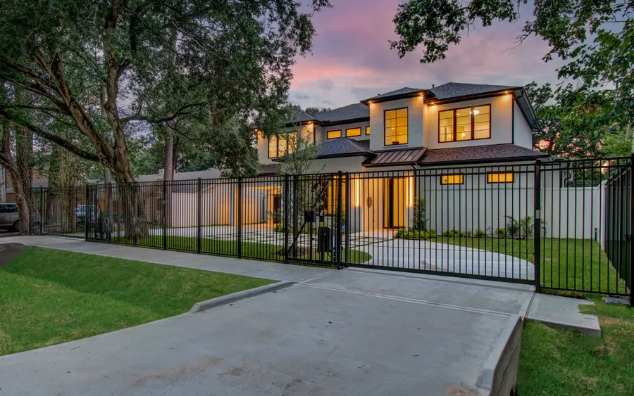 13034 Memorial Drive, Houston, TX 77079 - Image #3