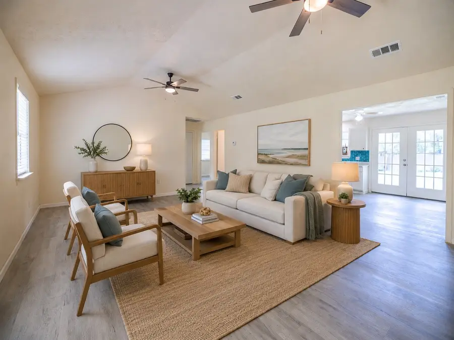 91 Hulon Hall Court, Cleveland, TX 77328 - #2