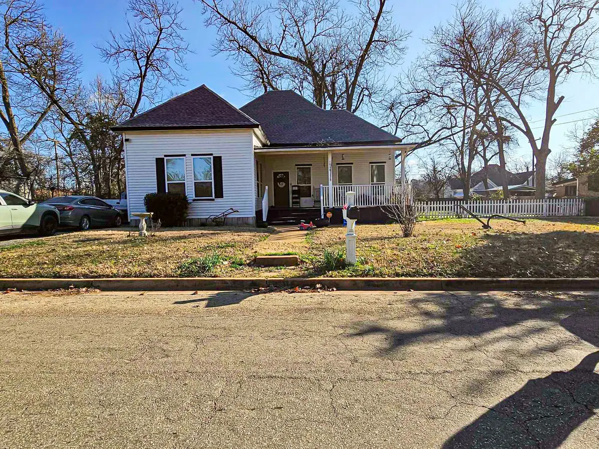 1010 N Howard Street, Palestine, TX 75801 - Image #1