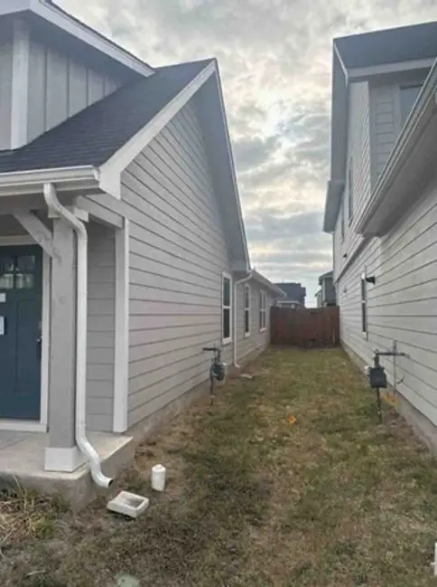 408 Frogmore Loop, Uhland, TX 78640 - #3