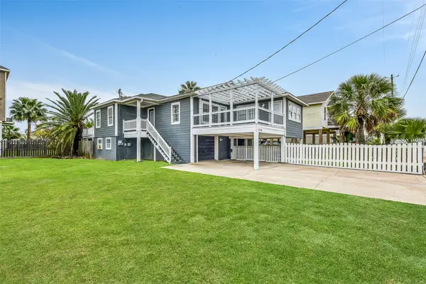 1110 64th Street, Galveston, TX 77551