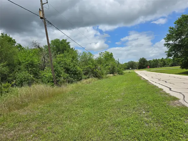 000 Nicolas Bravo Street, San Felipe, TX 77473