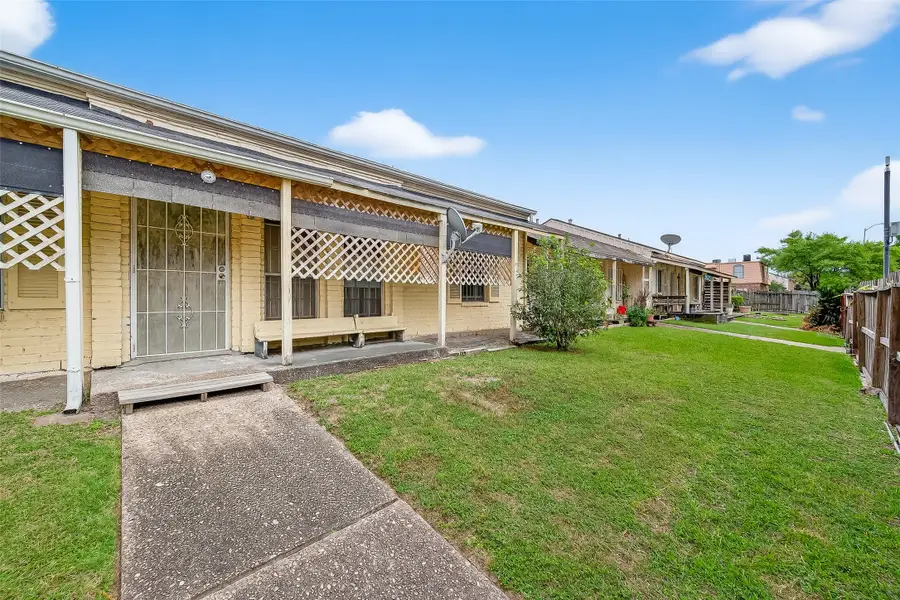 6201 Ranchester Drive #4, Houston, TX 77036 - #2