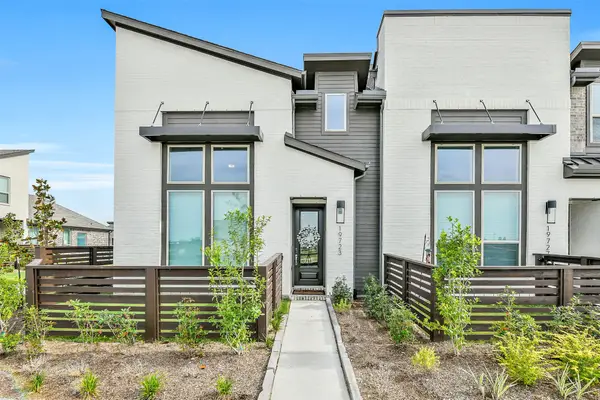 19723 Pennybacker Bridge Drive, Cypress, TX 77433