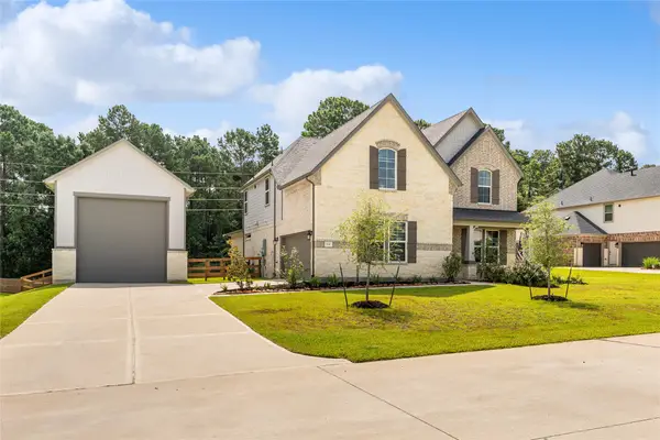 534 Black Bronco Road, Magnolia, TX 77354