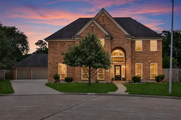 20507 Forest Stream Drive, Humble, TX 77346