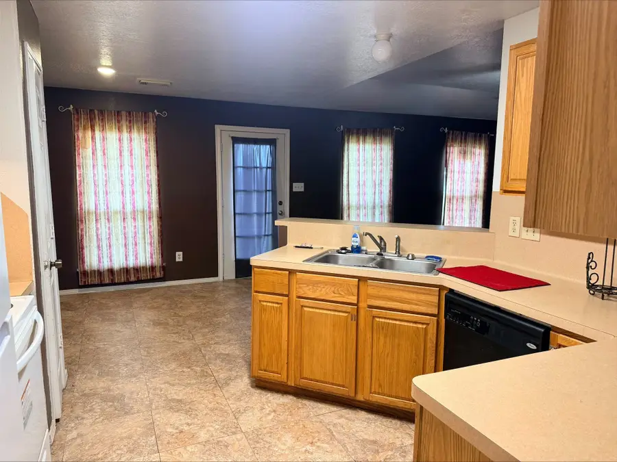 415 County Road 175, Bay City, TX 77415 - Image #3