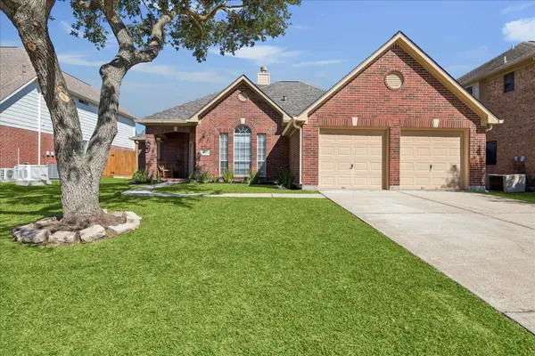 11011 Birch Drive, La Porte, TX 77571