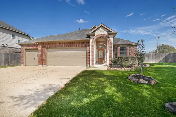 2009 Foxglove Oaks Court, Pearland, TX 77581