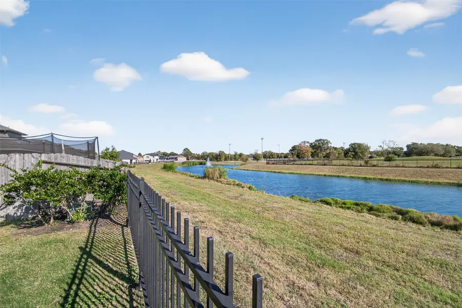 186 Lucky Manor Lane, La Porte, TX 77571 - Image #2