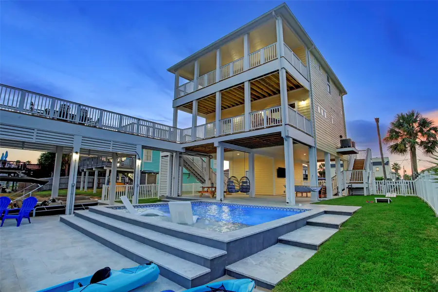 16515 Nassau Way, Jamaica Beach, TX 77554 - Image #2