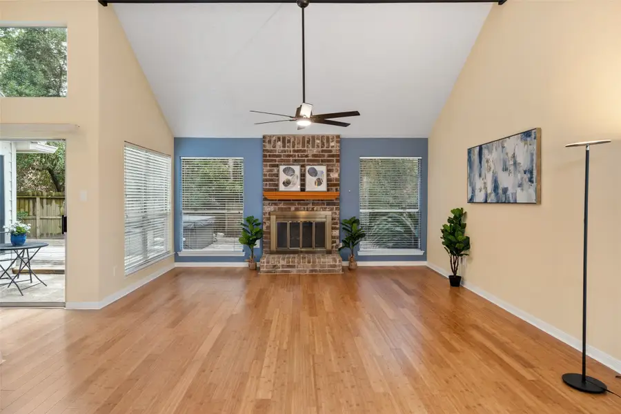 25 N Summer Star Court, The Woodlands, TX 77380 - Image #3