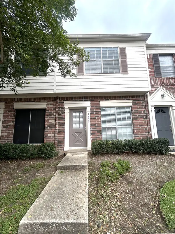 2910 Grants Lake Boulevard #1303, Sugar Land, TX 77479