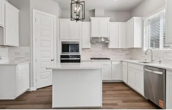 2408 King Mackerel Drive, Kemah, TX 77565