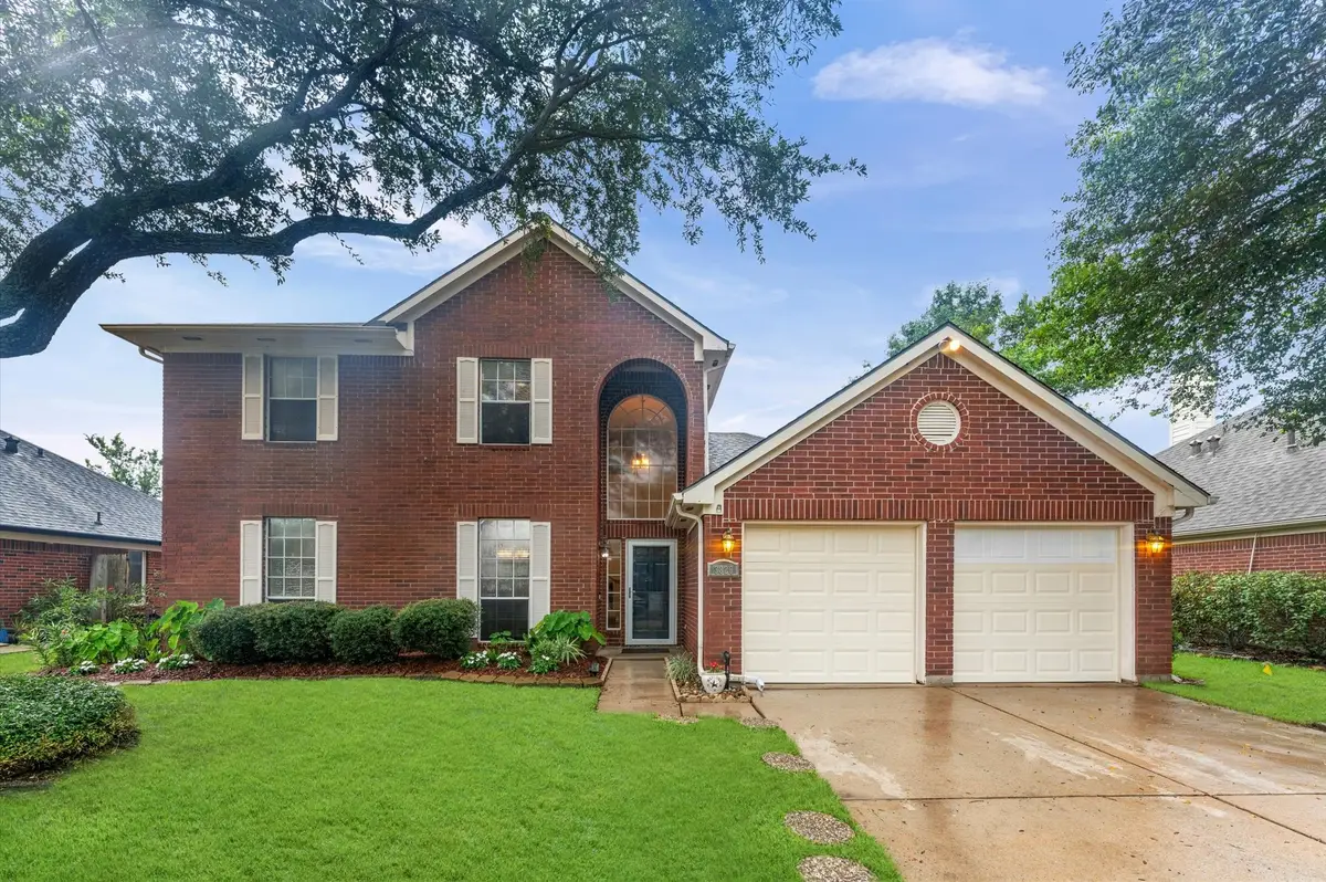 3820 Pin Oak Drive S, Pearland, TX 77581 - #1