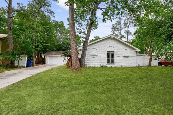 8118 Brinkworth Lane, Houston, TX 77070