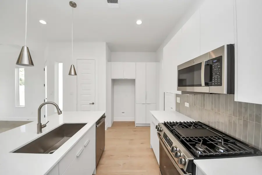 2222 Via Isa Lane, Houston, TX 77051 - #3