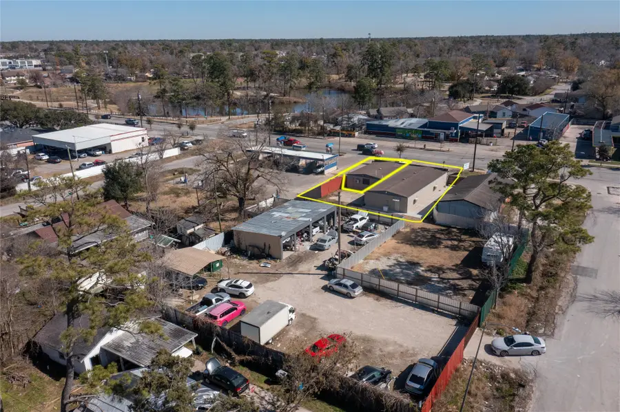 9205 Mesa Drive, Houston, TX 77028 - Image #3