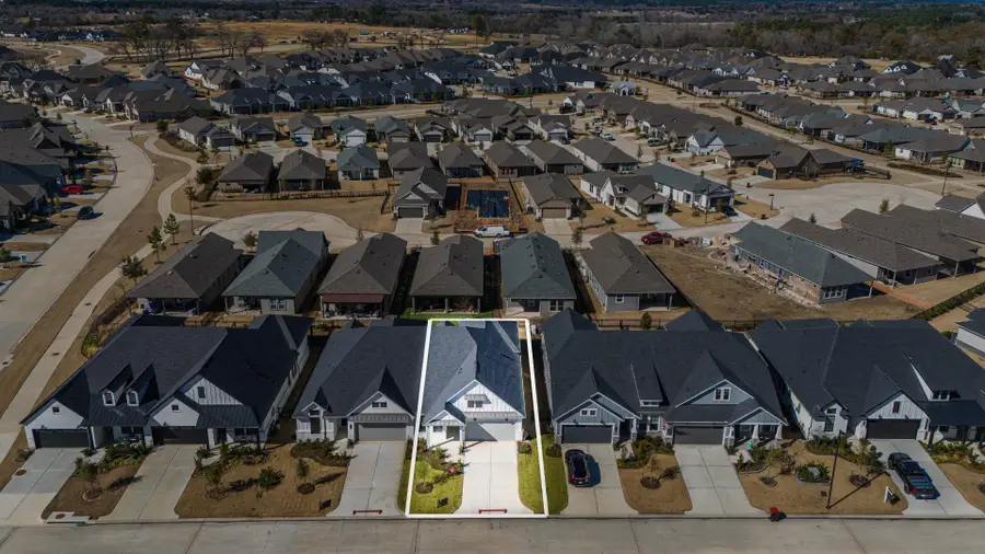 14221 Juniper Breeze Court, Willis, TX 77318 - Image #2