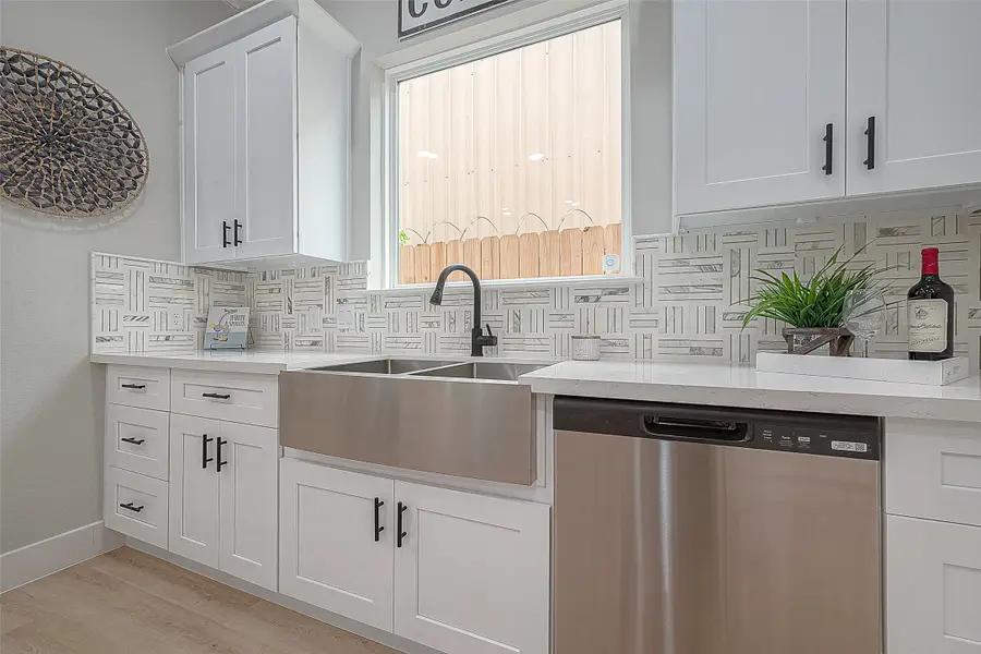 3835 Mainer Street, Houston, TX 77021 - Image #2