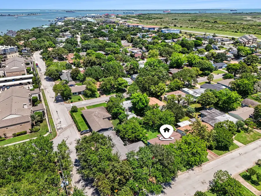 126 Bonita Avenue, Galveston, TX 77550 - #3