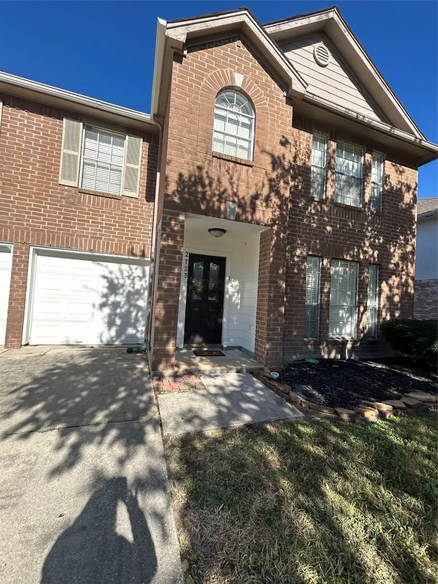 2723 Woodcreek Meadows Lane, Houston, TX 77073 - Image #2