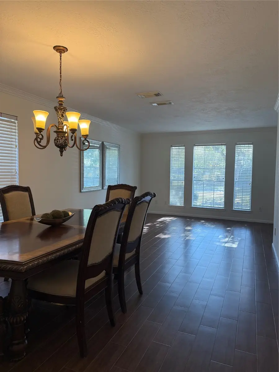 2723 Woodcreek Meadows Lane, Houston, TX 77073 - Image #3