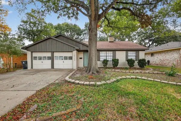 16122 Rill Lane, Houston, TX 77062