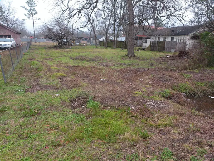 8926 Heatherside Street, Houston, TX 77016 - Image #3