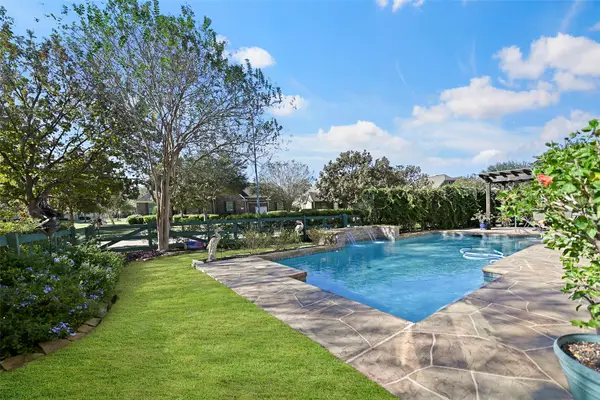 5327 W Farm Way, Fulshear, TX 77441