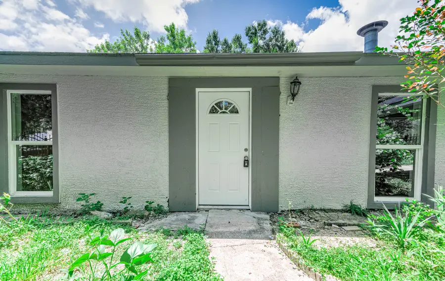 1305 Winchester Dr, Richmond, TX 77469 - #3
