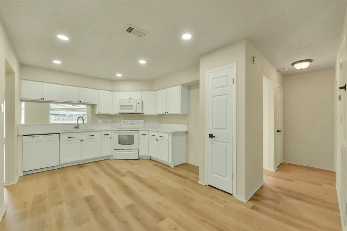 2775 Glen Haven Drive, League City, TX 77573 - #1