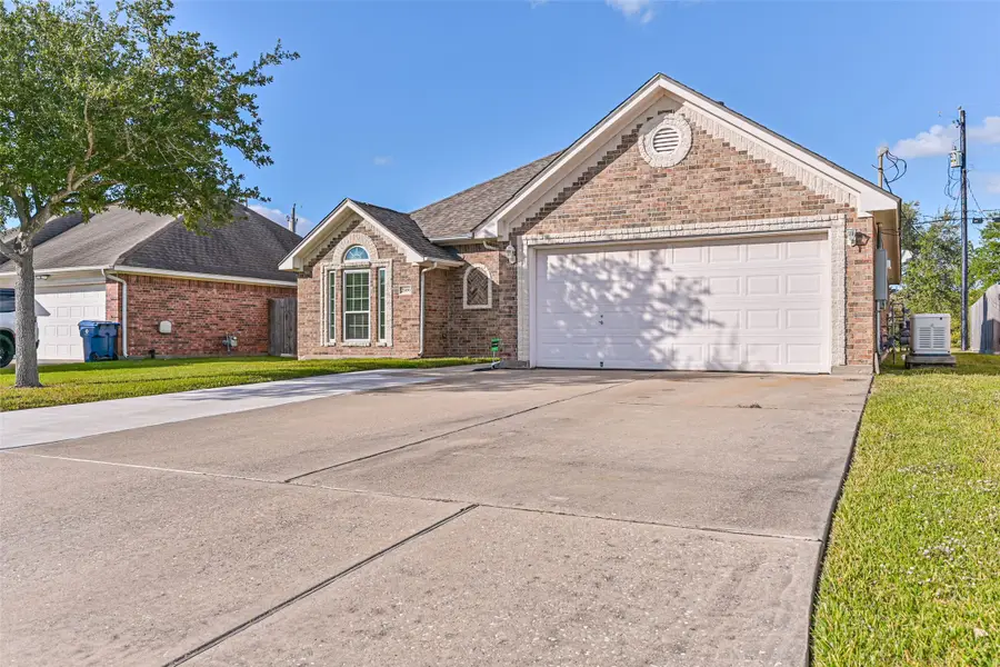 2906 31st Avenue N, Texas City, TX 77590 - Image #3