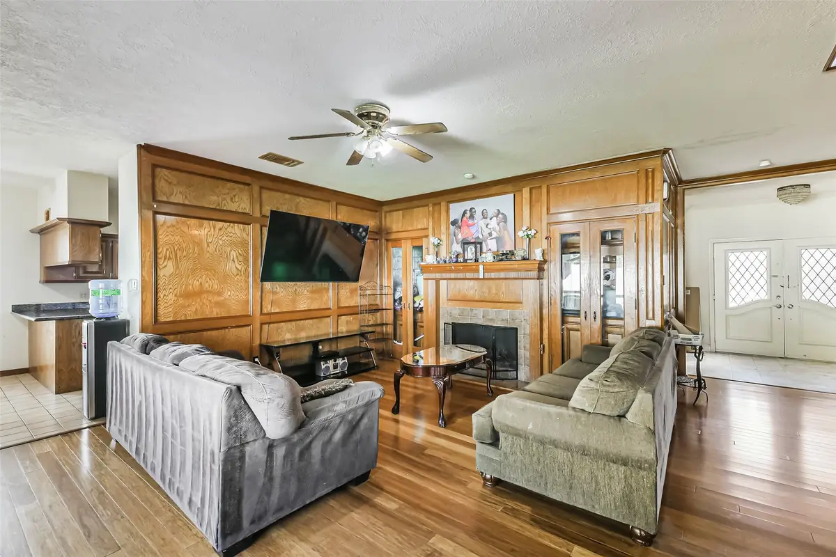 8006 N Circle Drive, Houston, TX 77071 - #1