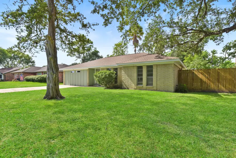 2206 Sierra Street, Kemah, TX 77565 - Image #3