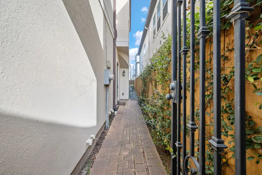 2419 Driscoll Street, Houston, TX 77019 - #3