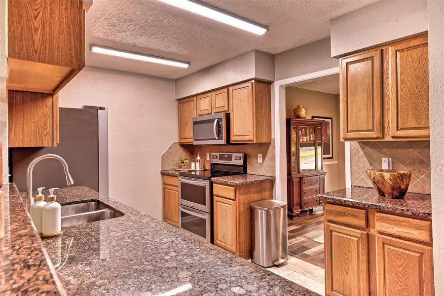 6218 Creekside Lane, League City, TX 77573 - #2