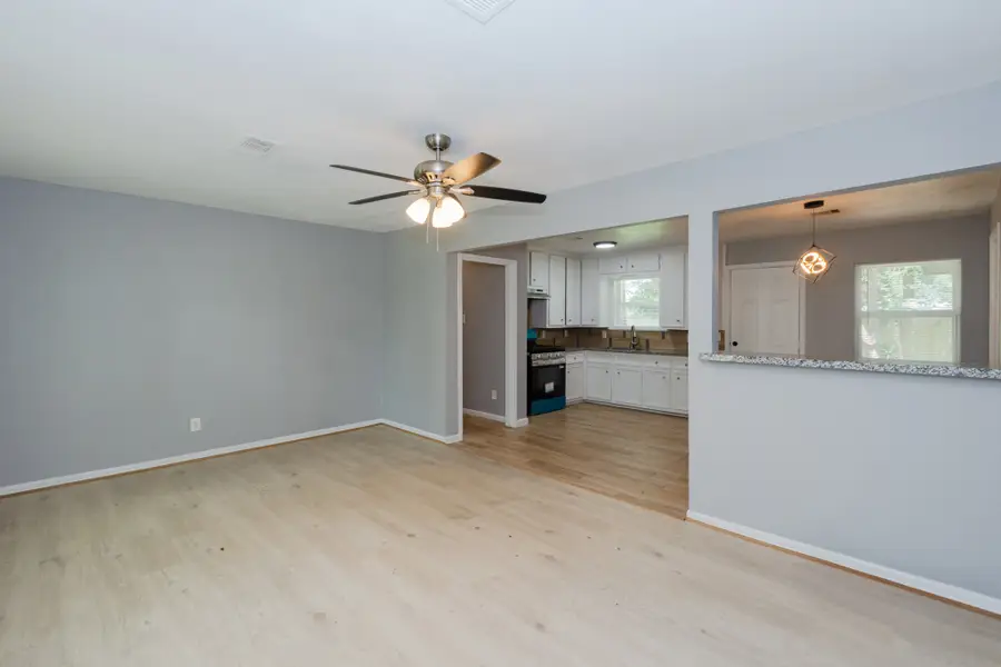 802 Mobile Drive, Pasadena, TX 77506 - Image #2