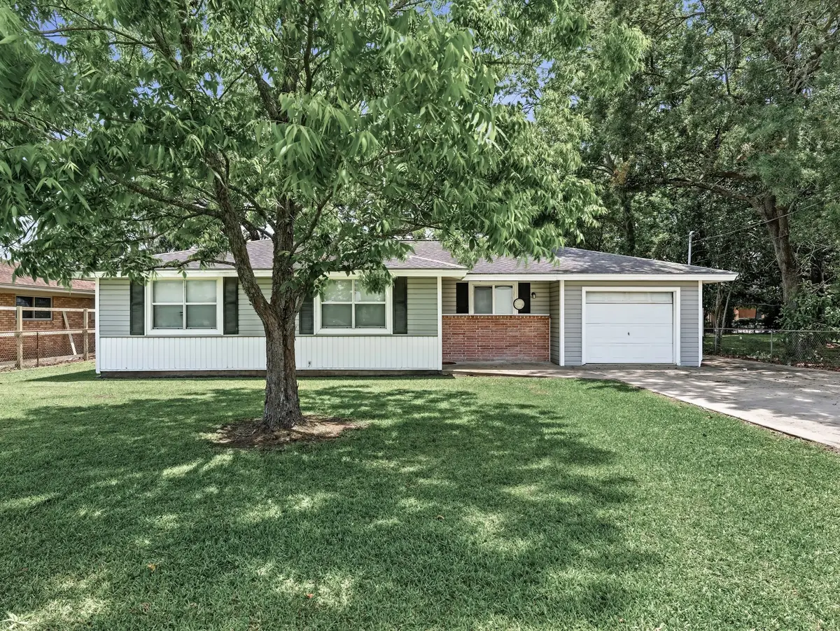 123 Ogden Street, Winnie, TX 77665 - #1