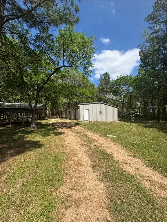 16375 Grand Flower Road, Plantersville, TX 77363
