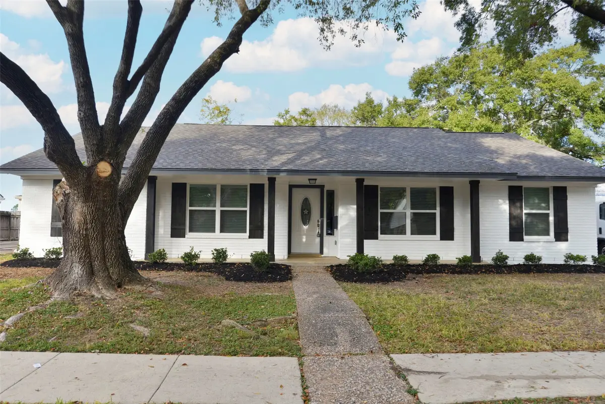 15322 Torry Pines Road, Houston, TX 77062 - Image #1