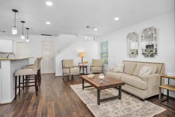 35 Marble Rock Place, The Woodlands, TX 77382