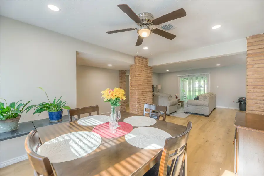 814 N Willis Avenue, Livingston, TX 77351 - #2